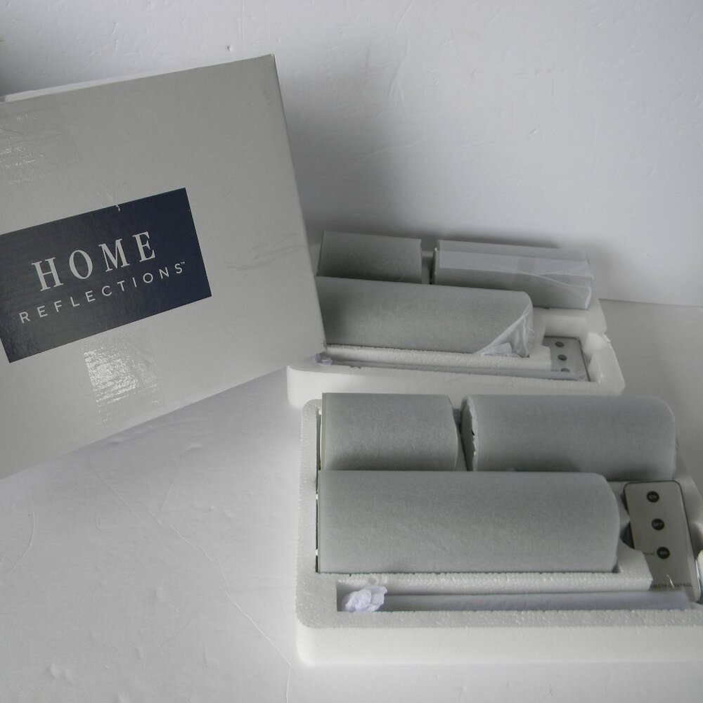 NEW Home Reflections 8-Piece Flameless Candle Set Sage Green WITH REMOTES/BOX